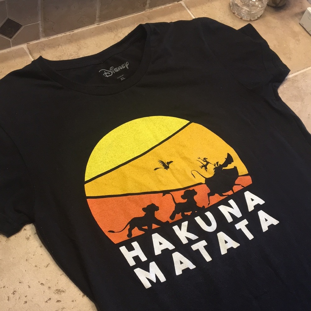 Lion king shirt Hakuna Matata It Means No Worries